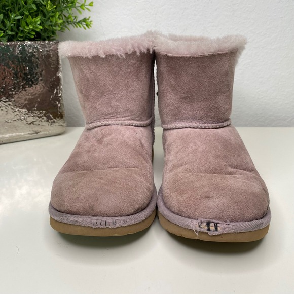 Girls UGG Mini Bailey Bow Glitz Boots Purplish-Pink Sheepskin Fur Lined Size 4 - Picture 4 of 11